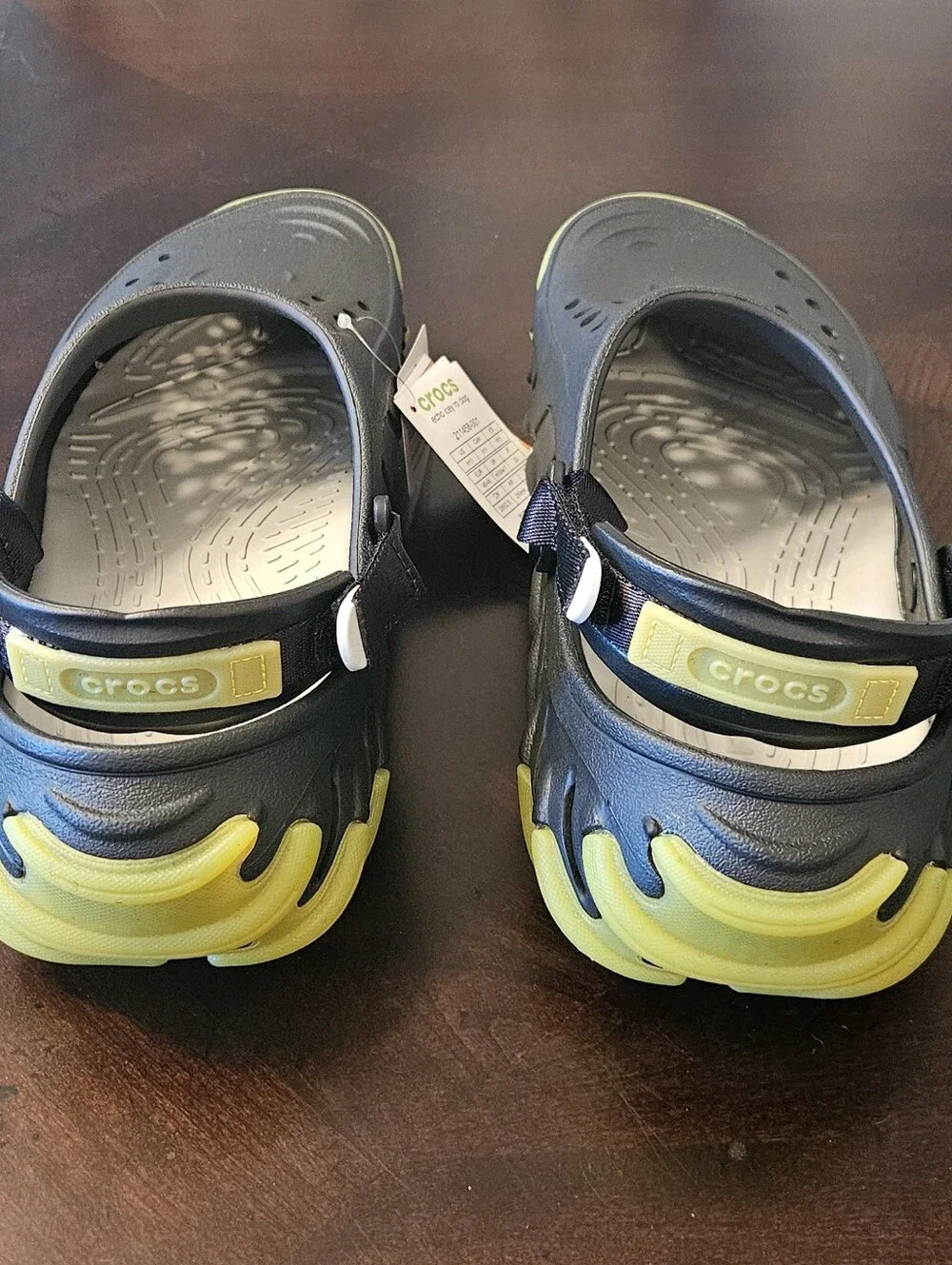 CROCS lightweight slip